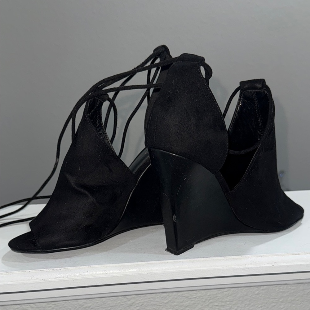 Elegant Black Wedge Sandals